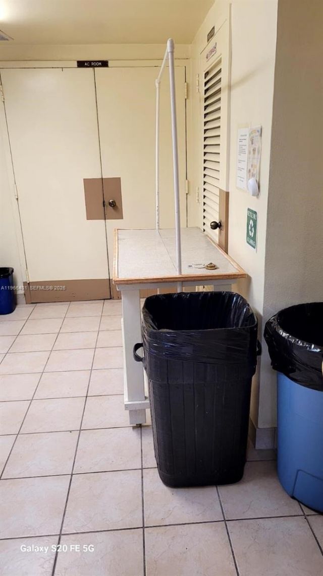 4001 Hillcrest Dr , Unit 705, Hollywood, FL 33021 Photo