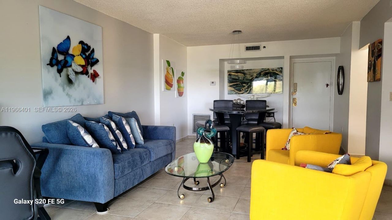 4001 Hillcrest Dr, Unit 705, Hollywood, FL 33021 Photo