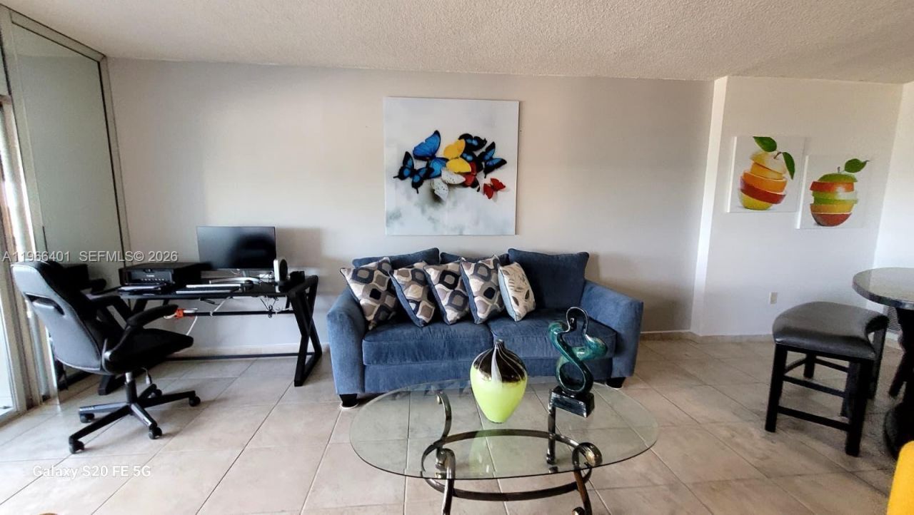 4001 Hillcrest Dr, Unit 705, Hollywood, FL 33021 Photo