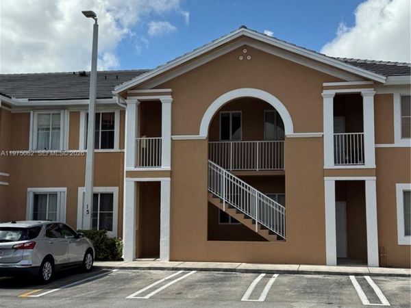 17660 NW 73rd Ave, Unit 206-3, Hialeah, FL 33015
