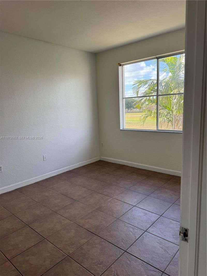 17660 NW 73rd Ave, Unit 206-3, Hialeah, FL 33015 Photo