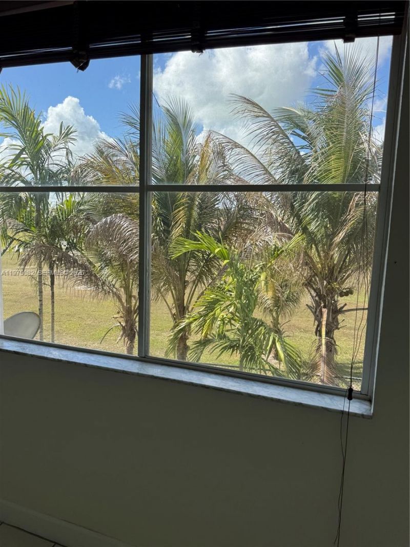 17660 NW 73rd Ave, Unit 206-3, Hialeah, FL 33015 Photo