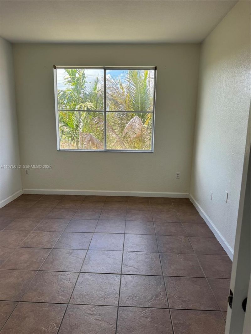 17660 NW 73rd Ave, Unit 206-3, Hialeah, FL 33015 Photo