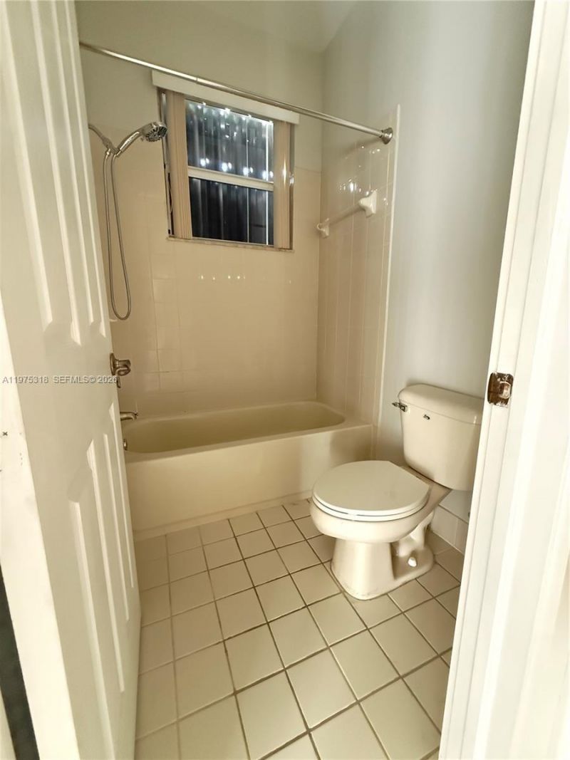 978 NE 42nd Pl , Unit 978, Homestead, FL 33033 Photo