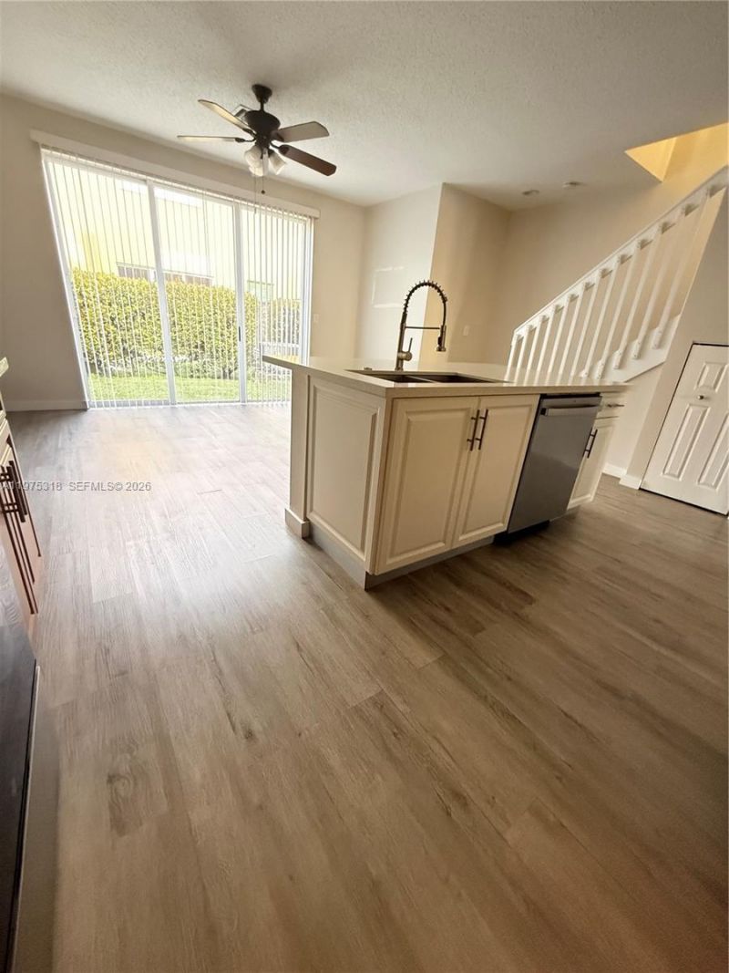 978 NE 42nd Pl , Unit 978, Homestead, FL 33033 Photo