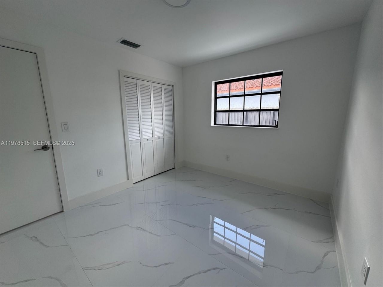 2682 W 70th Pl , Hialeah, FL 33016 Photo