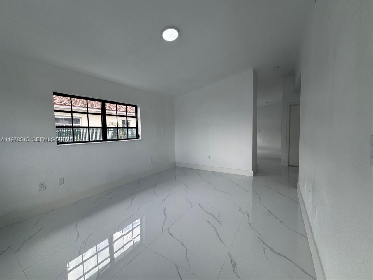 2682 W 70th Pl , Hialeah, FL 33016 Photo