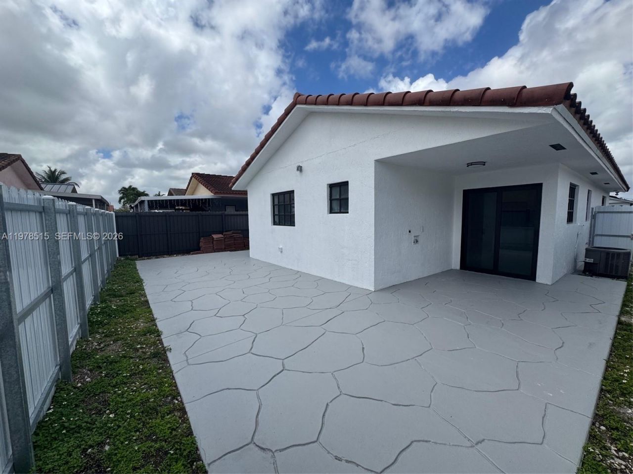 2682 W 70th Pl , Hialeah, FL 33016 Photo