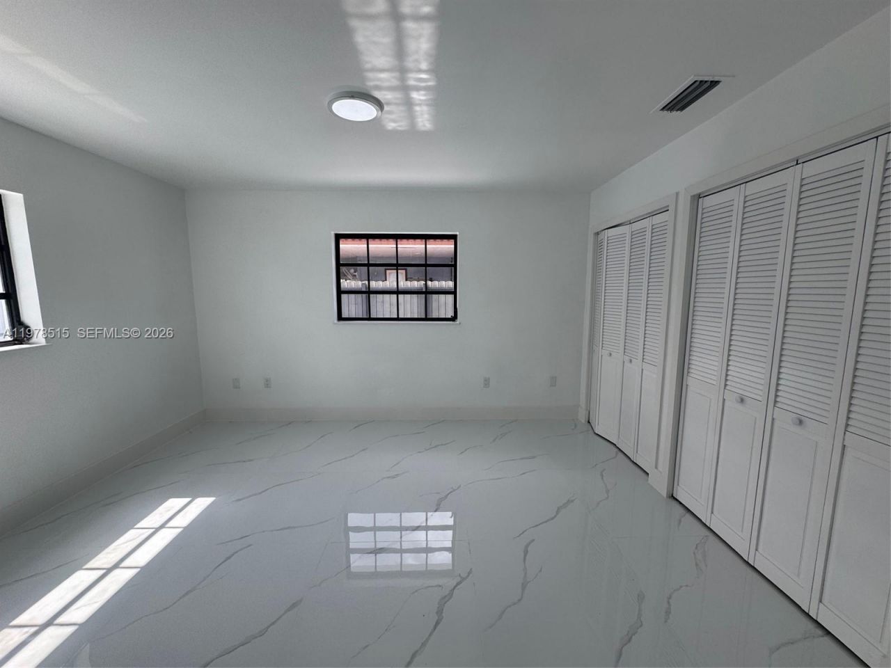 2682 W 70th Pl , Hialeah, FL 33016 Photo