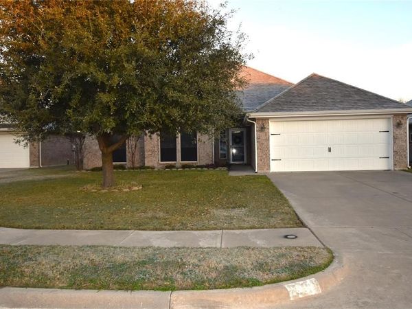 1008 Redfish Drive, Burleson, TX 76028