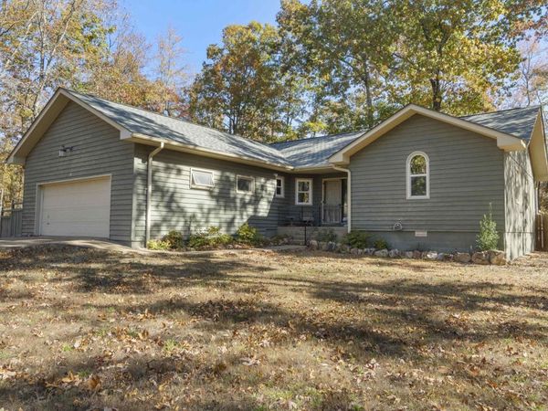 4 Almenara Lane, Hot Springs Village, AR 71909