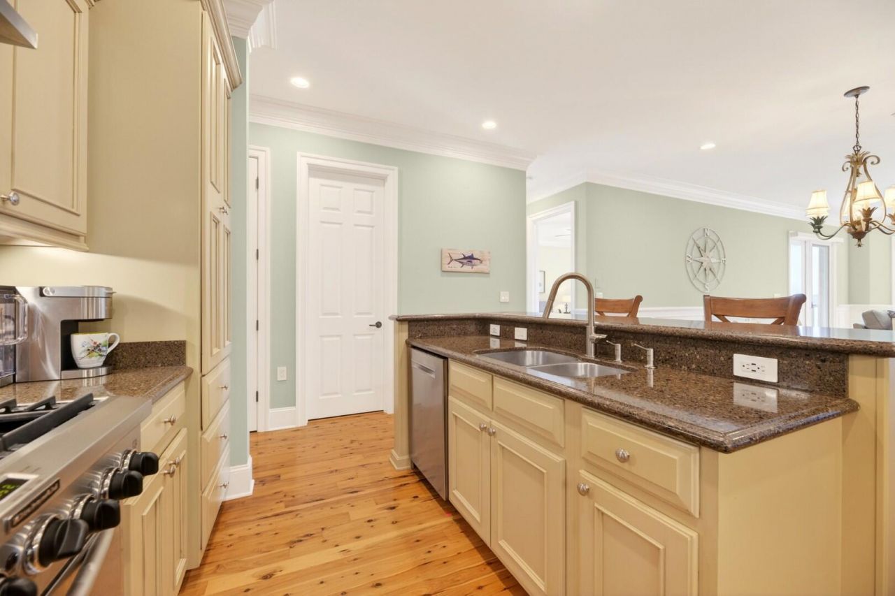 4255 Faber Place Drive Photo 11