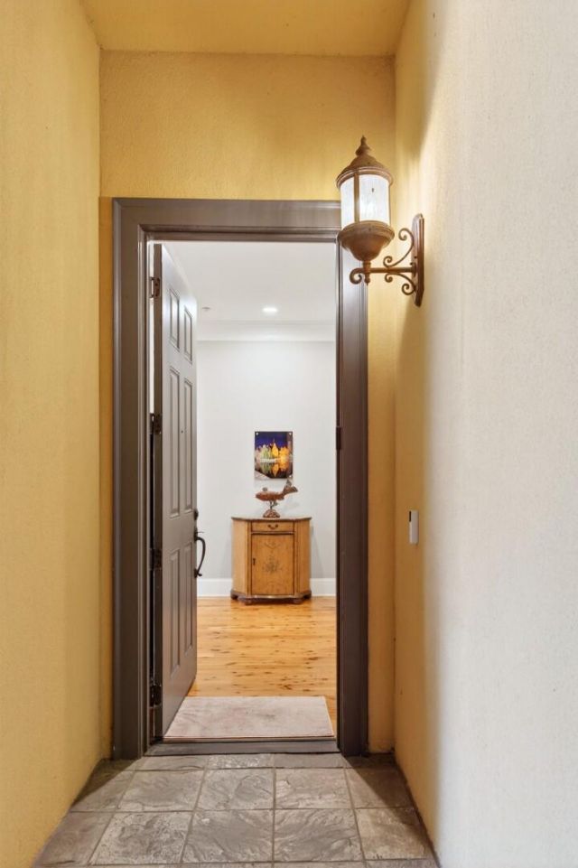 4255 Faber Place Drive Photo 7