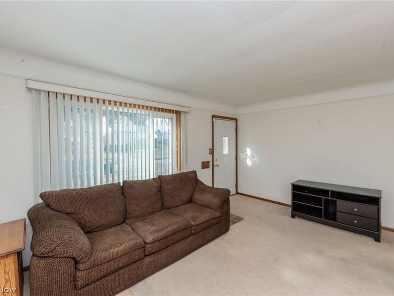 3006 Torrington Avenue , Parma, OH 44134 Photo 15