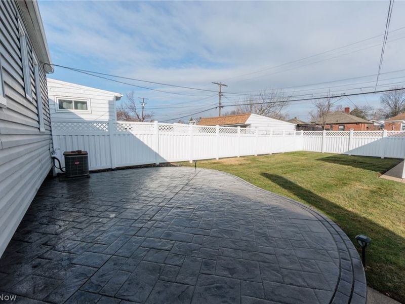 3006 Torrington Avenue , Parma, OH 44134 Photo 5