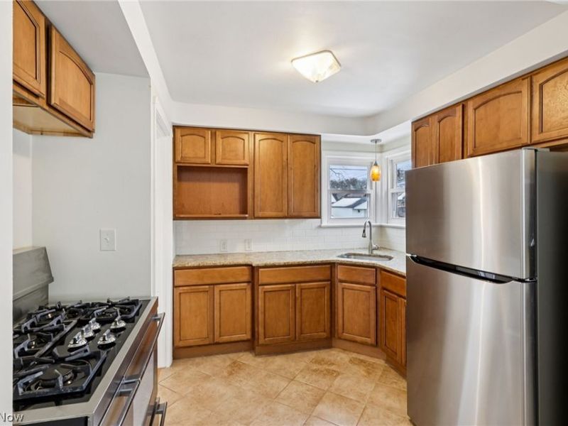 9005 Ansonia Avenue , Brooklyn, OH 44144 Photo 10