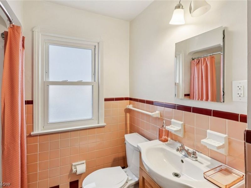 9005 Ansonia Avenue , Brooklyn, OH 44144 Photo 17