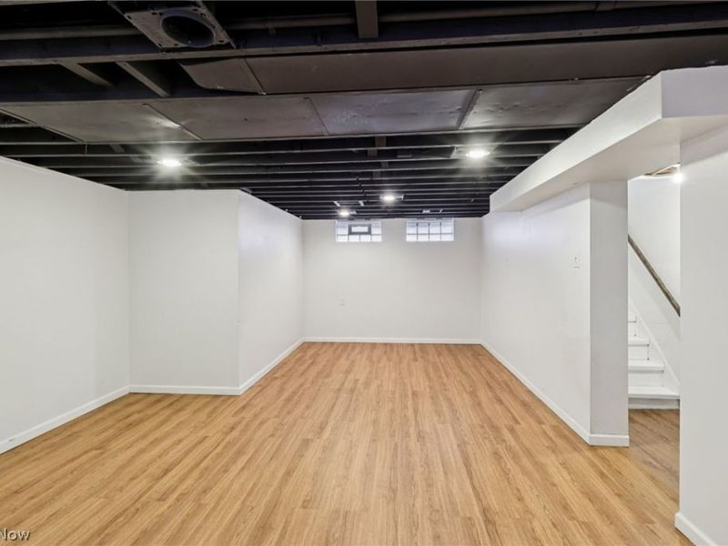 9005 Ansonia Avenue , Brooklyn, OH 44144 Photo 32