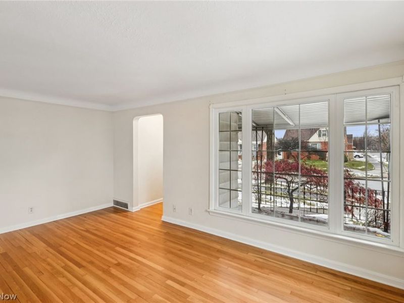 9005 Ansonia Avenue , Brooklyn, OH 44144 Photo 5