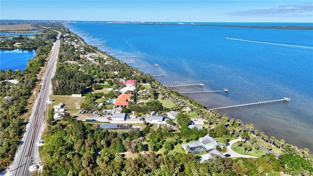 5603 S Indian River Drive, Fort Pierce, FL 34982 Photo