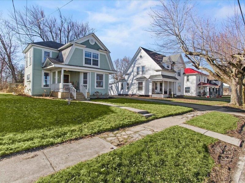 431 W Center Street, West Mansfield, OH 43358 Photo 2