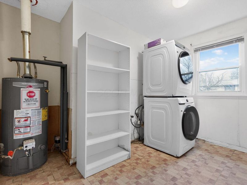 396 Pasadena Avenue, Columbus, OH 43228 Photo 23