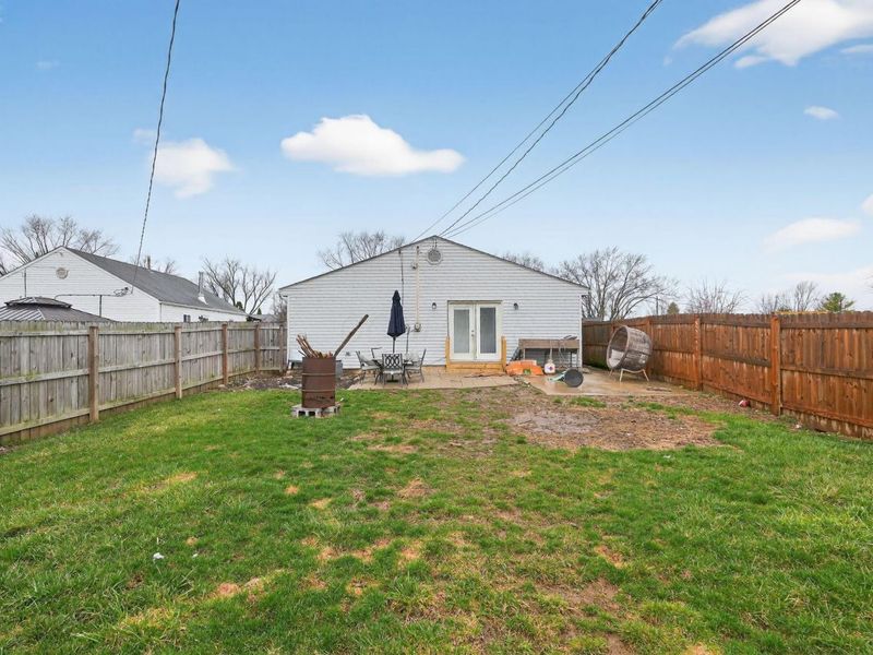 396 Pasadena Avenue, Columbus, OH 43228 Photo 3