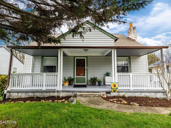 2521 Seymour Ave, Knoxville, TN 37917