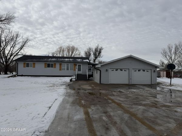8001 53RD Street N, Grand Forks, ND 58203
