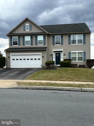 322 Woodbridge Drive, Etters, PA 17319 Main Photo