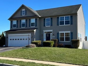 322 WOODBRIDGE DRIVE, ETTERS, PA 17319