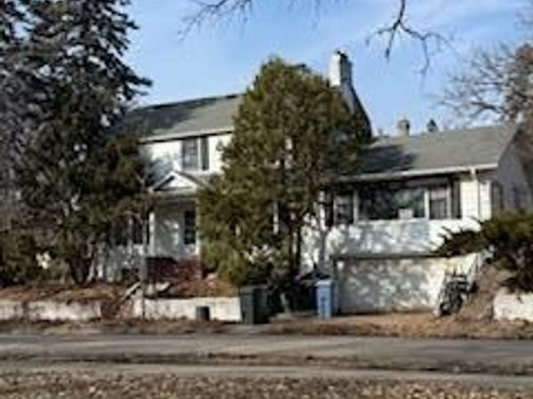 4557 Nokomis Avenue , Minneapolis, MN 55406