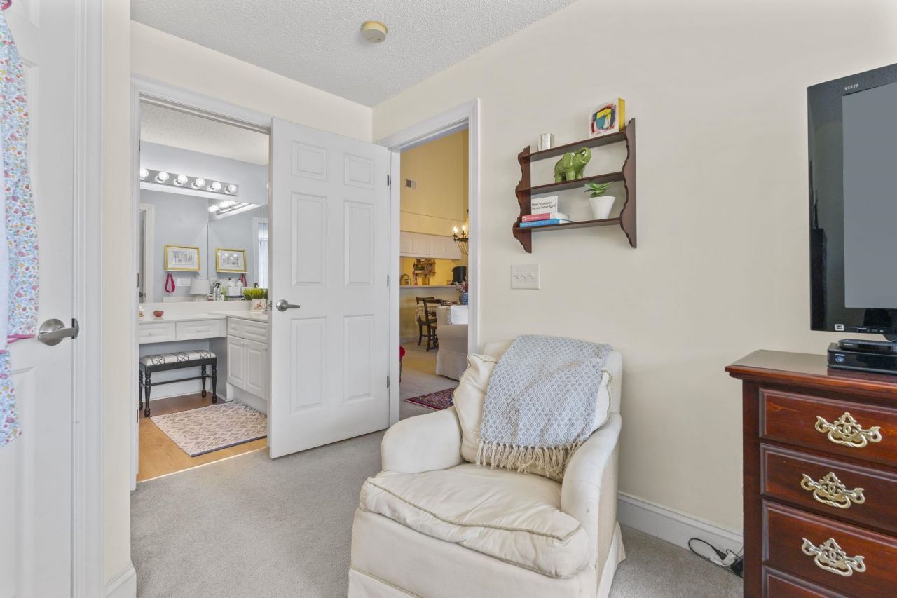 627 Woodmoor Dr. Photo 25