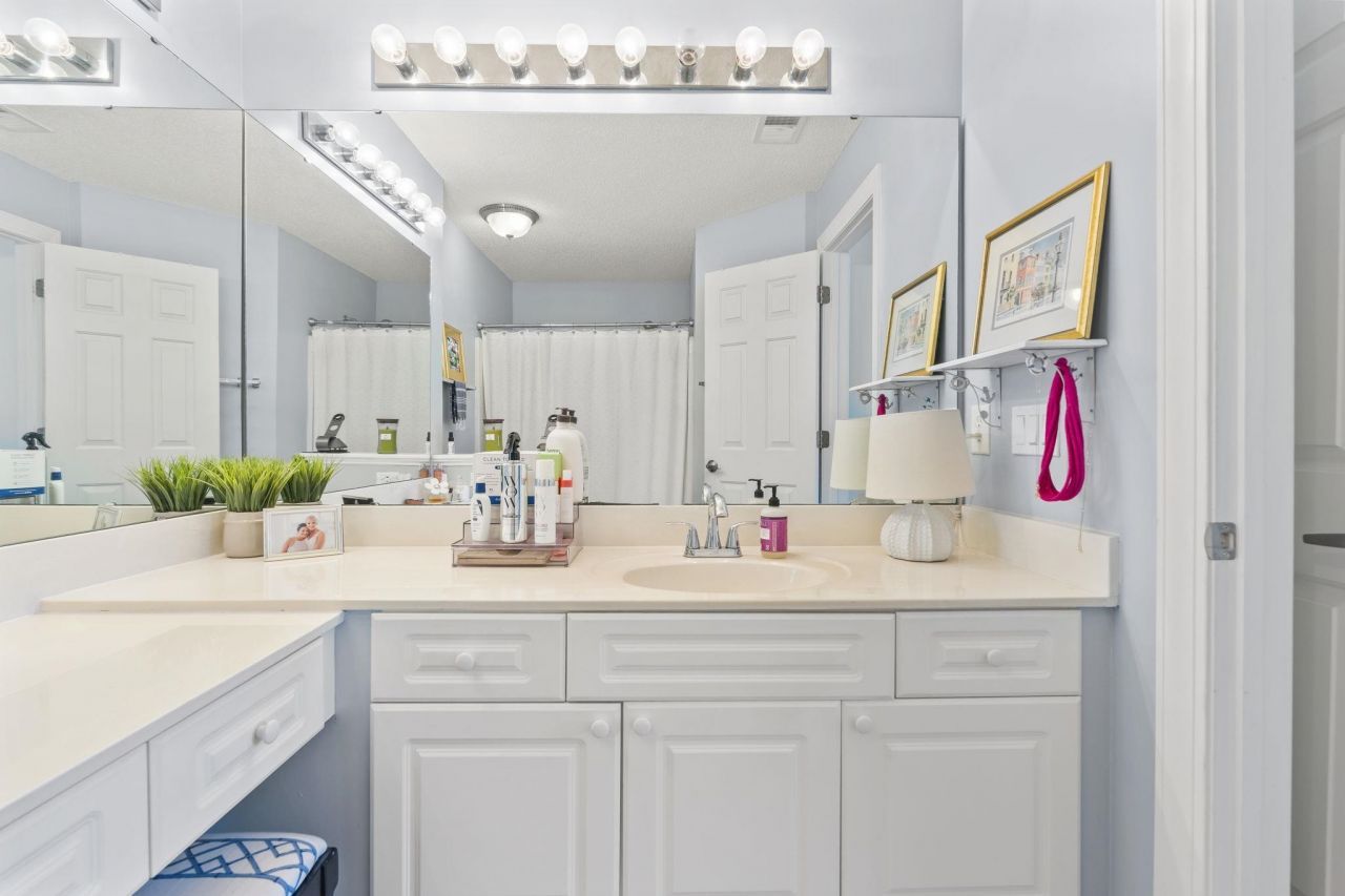 627 Woodmoor Dr. Photo 26