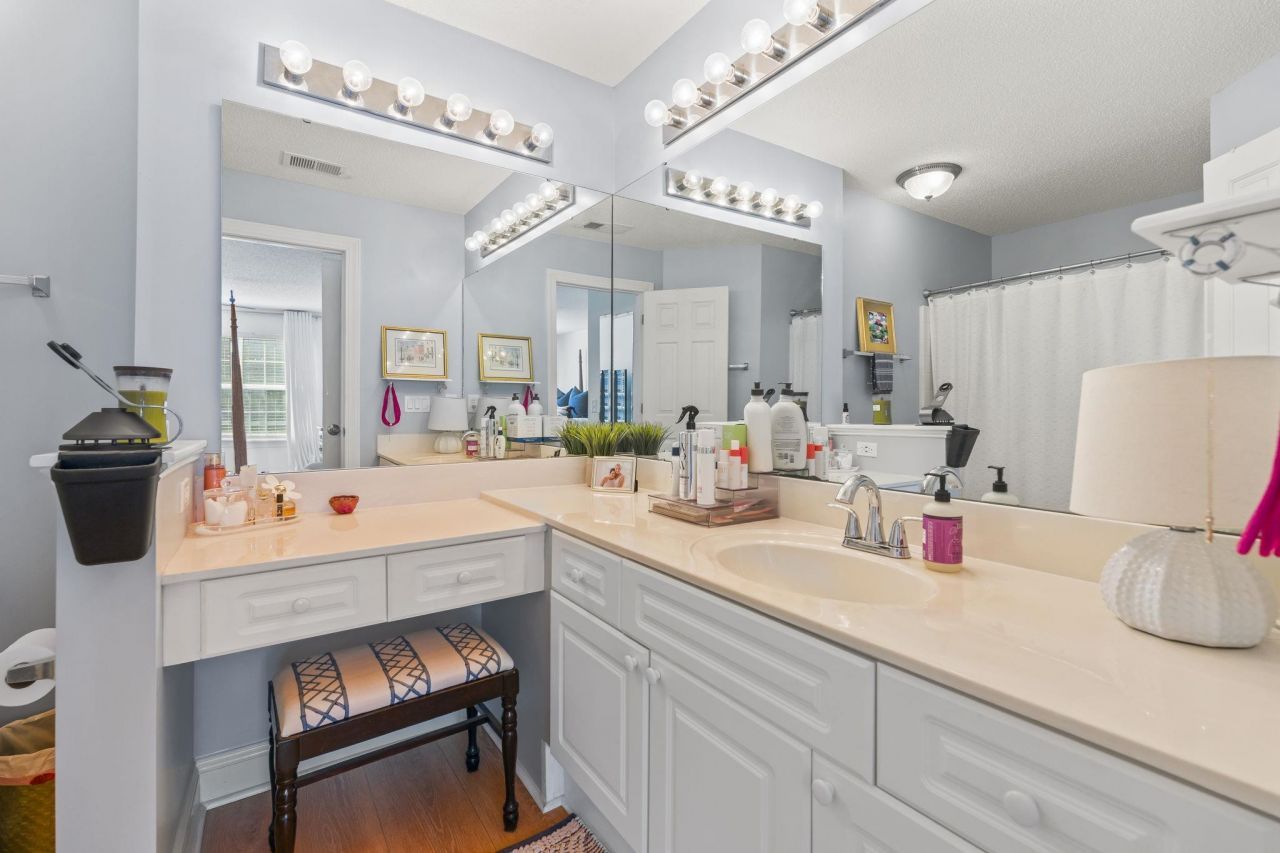 627 Woodmoor Dr. Photo 27