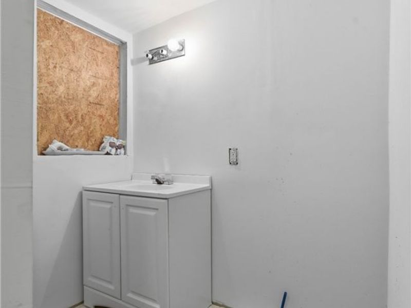 1014 9th Street NE, Canton, OH 44704 Photo 14