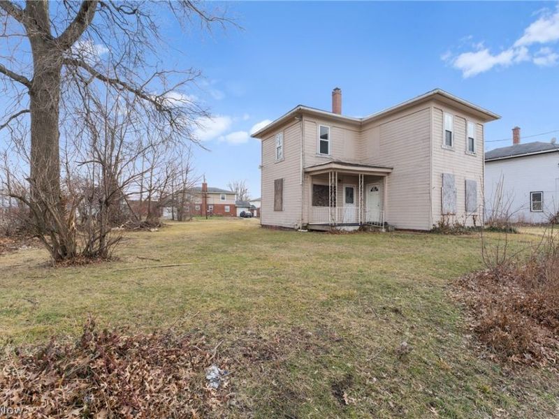 1014 9th Street NE, Canton, OH 44704 Photo 3