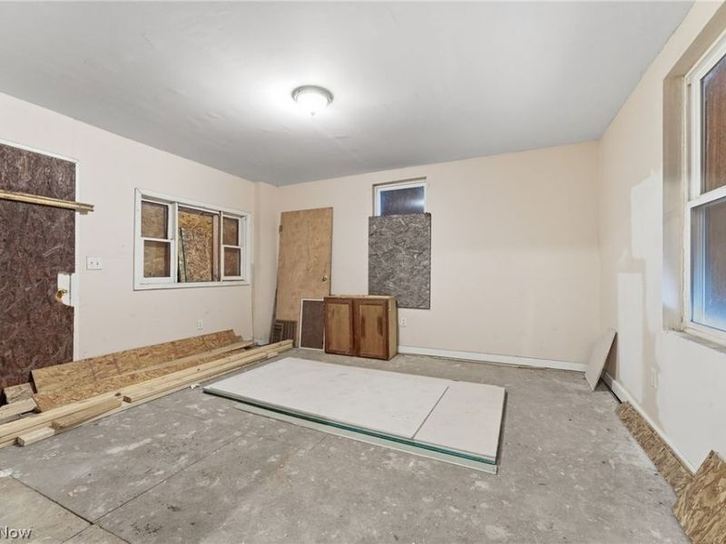 1014 9th Street NE, Canton, OH 44704 Photo 8