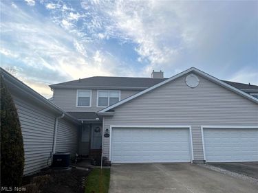 7567 Monterey Bay Drive, Mentor on the Lake, OH 44060
