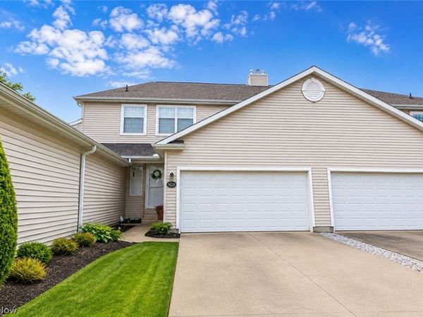 7567 Monterey Bay Drive, Mentor on the Lake, OH 44060