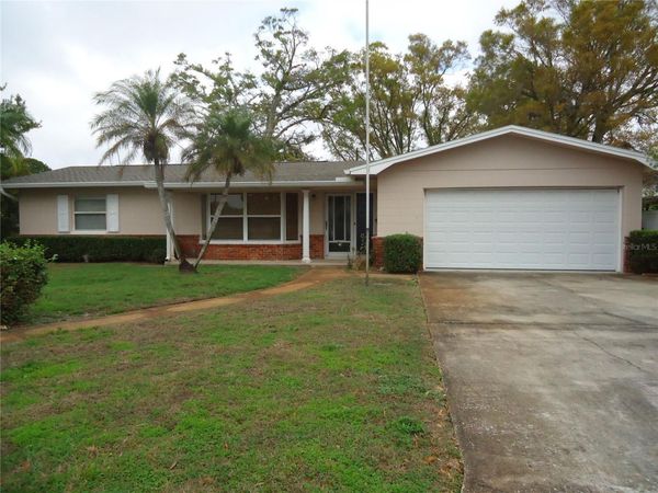 5463 4TH AVENUE N, ST PETERSBURG, FL 33710