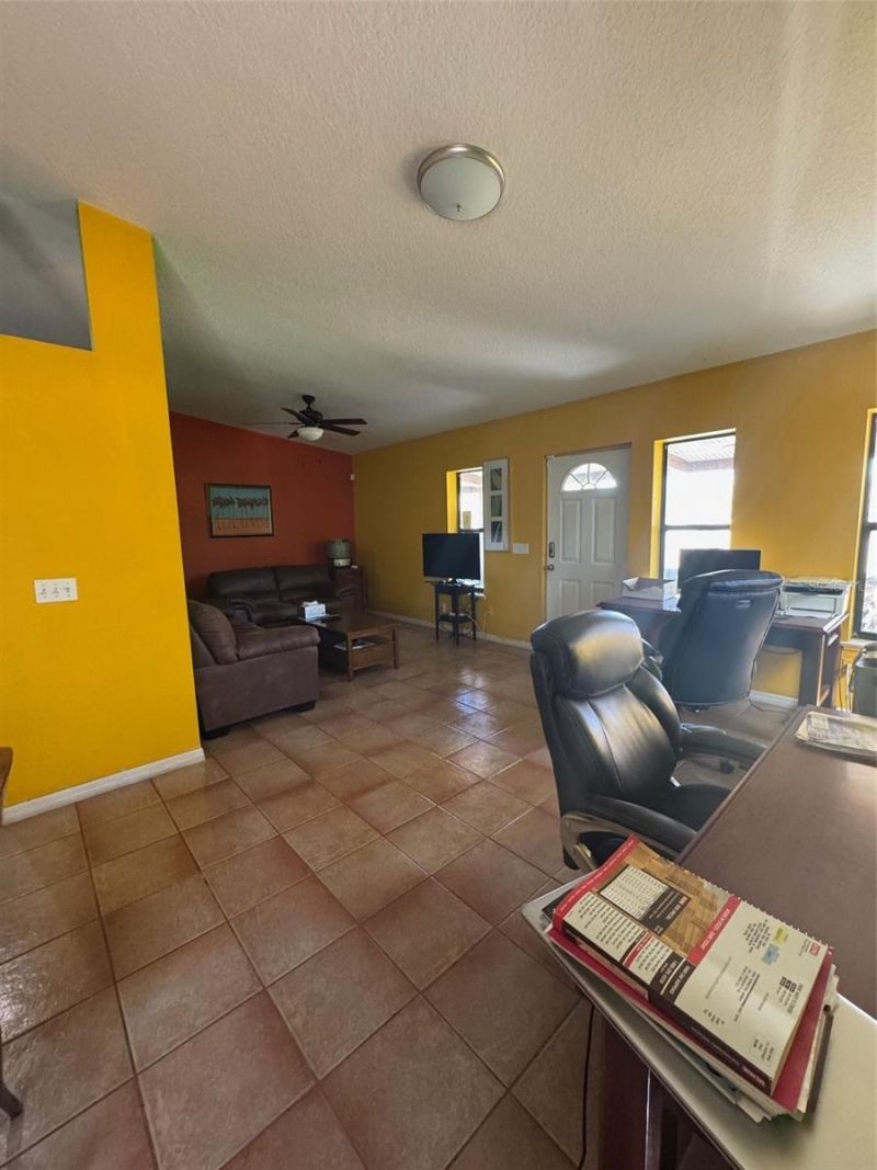 1065 S Massachusetts Avenue, Deland, FL 32724 Photo