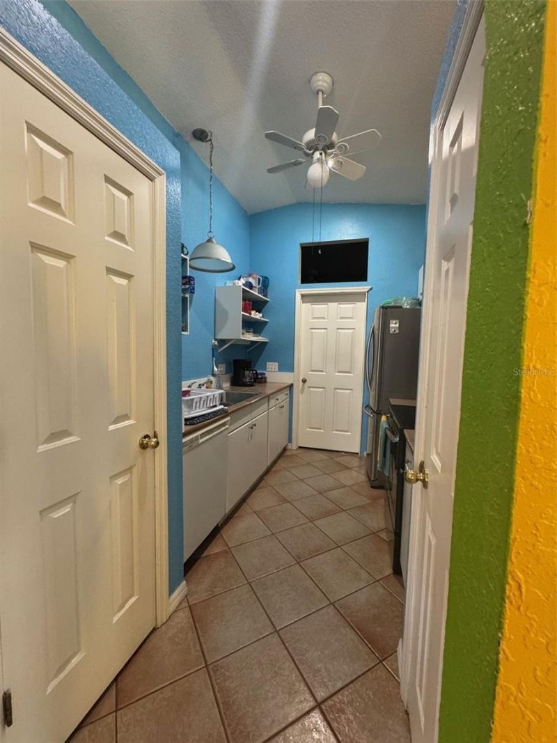 1065 S Massachusetts Avenue, Deland, FL 32724 Photo