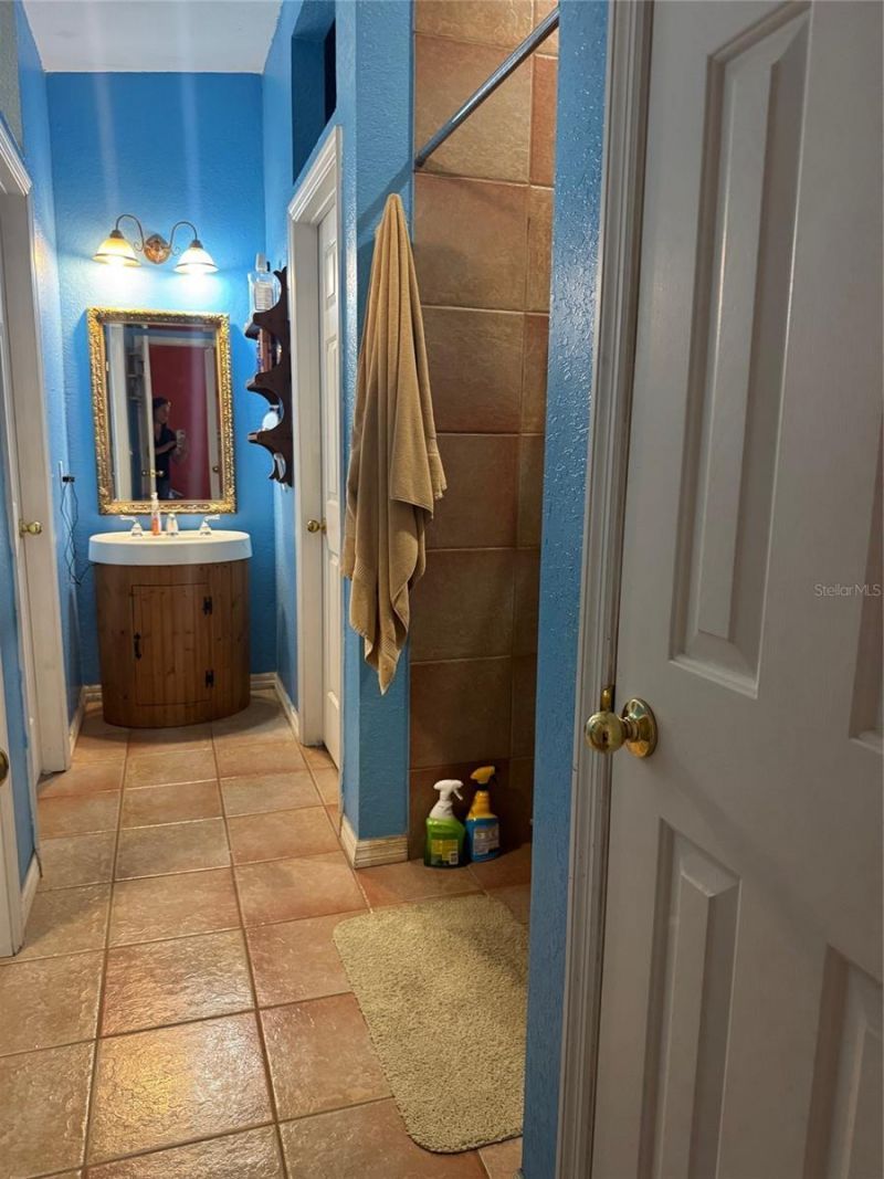 1065 S Massachusetts Avenue, Deland, FL 32724 Photo