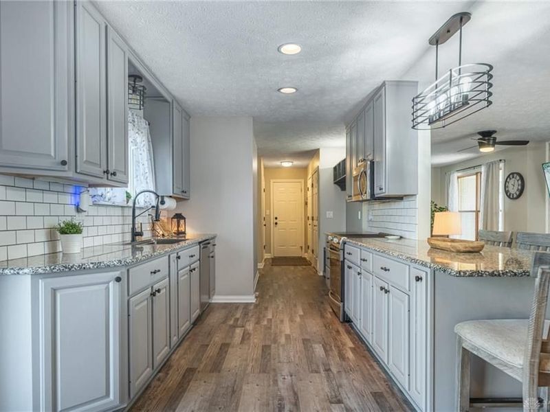 165 Elaine Drive, Franklin, OH 45005 Photo 4