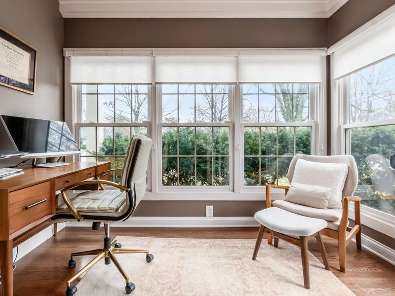 386 Northview Drive, Columbus, OH 43209 Photo 10