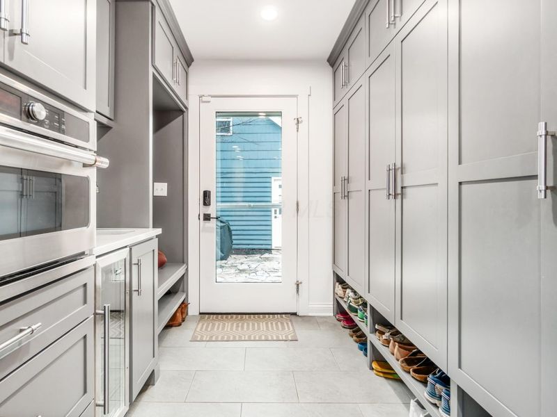 386 Northview Drive, Columbus, OH 43209 Photo 34