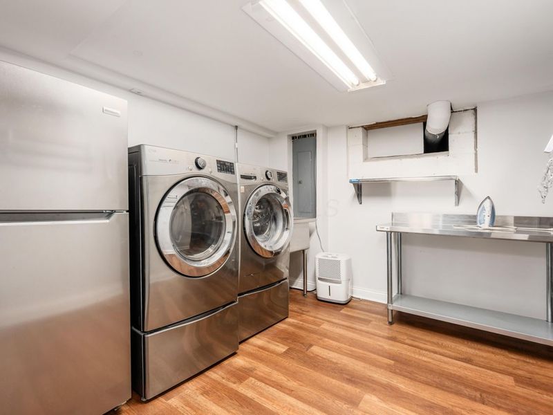 386 Northview Drive, Columbus, OH 43209 Photo 57