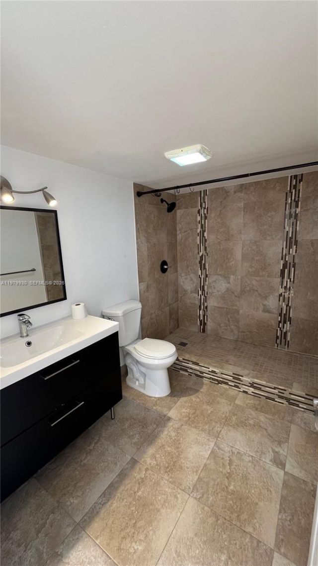 17500 N Bay Rd, Unit S403, Sunny Isles Beach, FL 33160 Photo