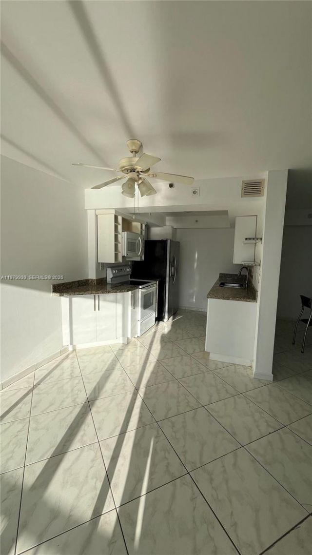 17500 N Bay Rd, Unit S403, Sunny Isles Beach, FL 33160 Photo
